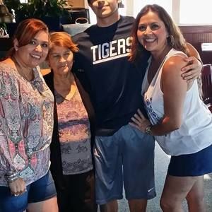 Meet your Posher, Lisa